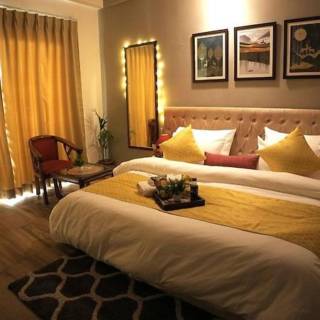 Luxury Apartment Near Pari Chowk Greater Noida Extérieur photo